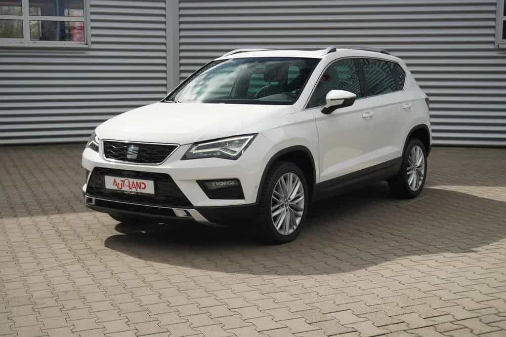 Seat Ateca 1.5 TSI Navi LED Pano Kam el.HK Alu AAC 12/2019-photo-1