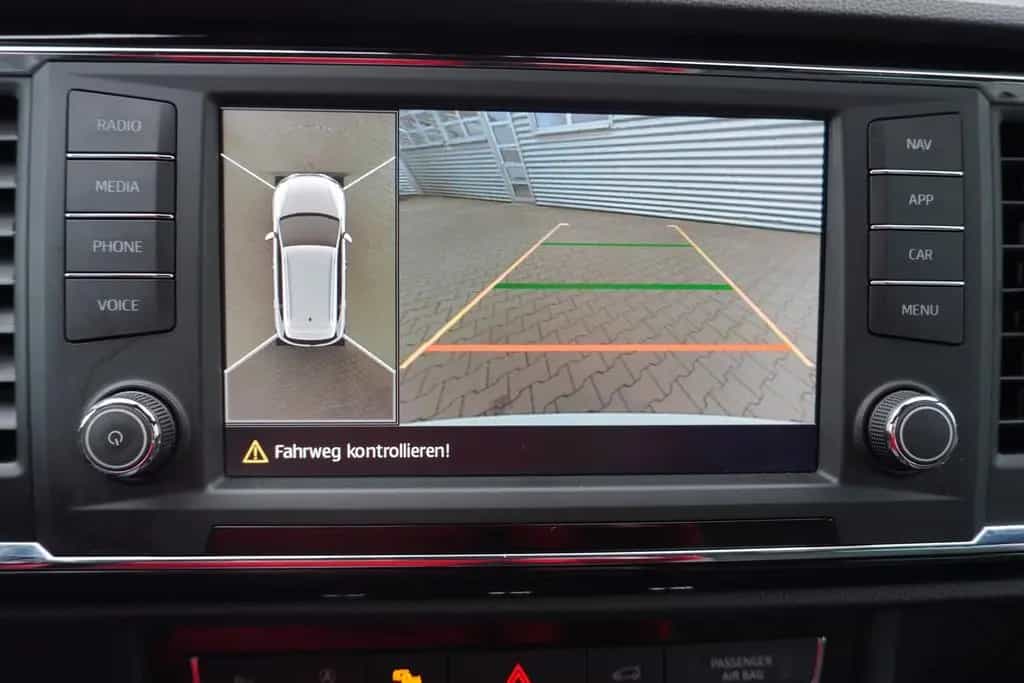 Seat Ateca 1.5 TSI Navi LED Pano Kam el.HK Alu AAC 12/2019-photo-20