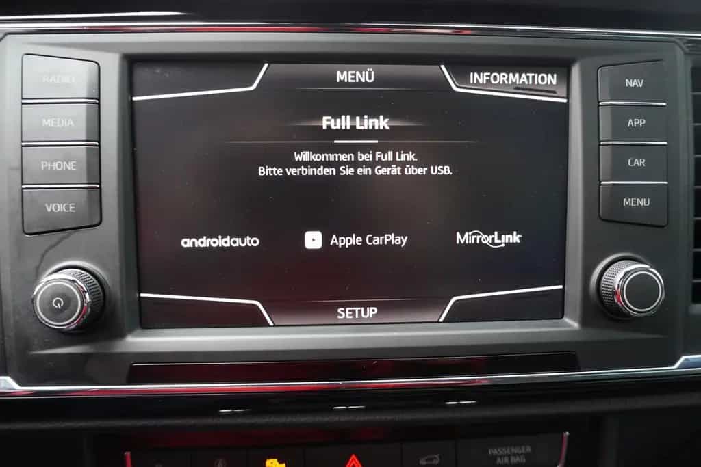 Seat Ateca 1.5 TSI Navi LED Pano Kam el.HK Alu AAC 12/2019-photo-23