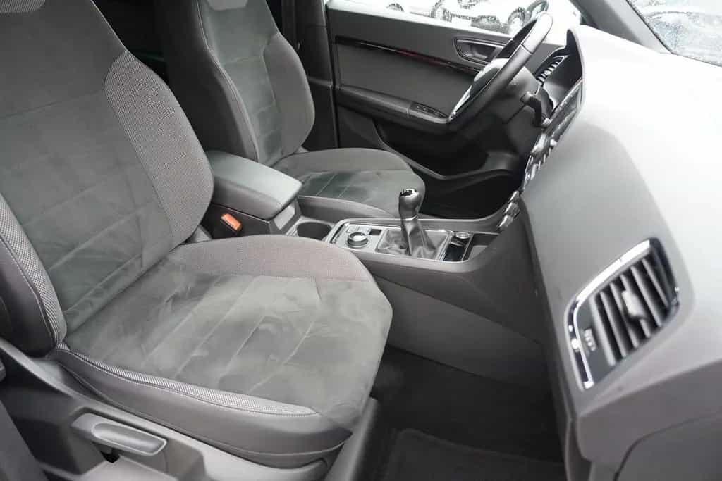 Seat Ateca 1.5 TSI Navi LED Pano Kam el.HK Alu AAC 12/2019-photo-28