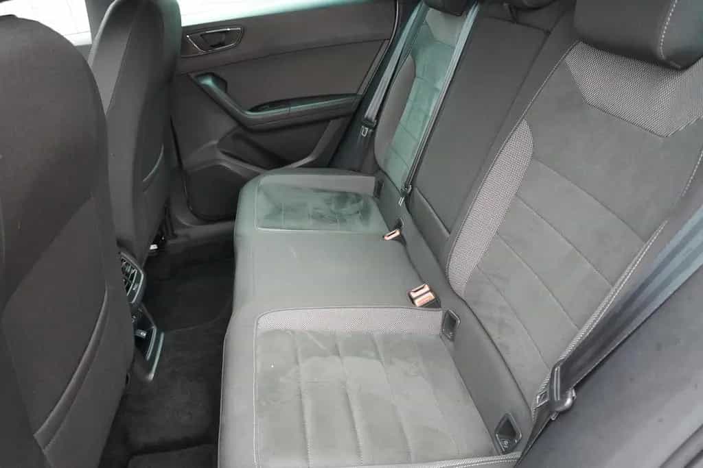 Seat Ateca 1.5 TSI Navi LED Pano Kam el.HK Alu AAC 12/2019-photo-29