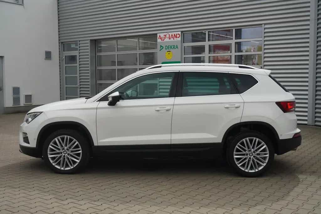 Seat Ateca 1.5 TSI Navi LED Pano Kam el.HK Alu AAC 12/2019-photo-8