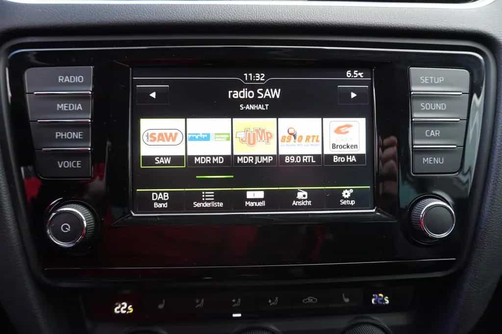 Skoda Octavia 1.0 Joy Bi-Xenon Tempomat Sitzheizung 11/2017-photo-19