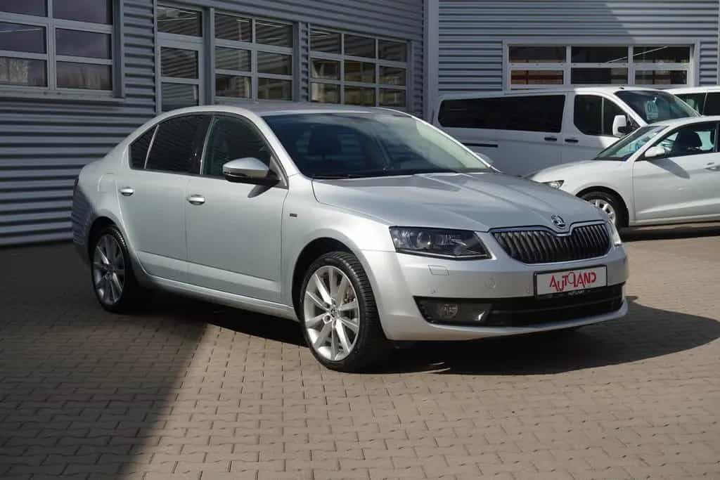 Skoda Octavia 1.0 Joy Bi-Xenon Tempomat Sitzheizung 11/2017-photo-3