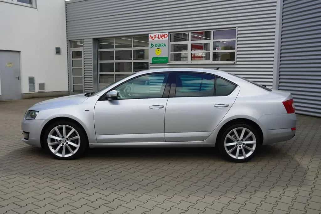Skoda Octavia 1.0 Joy Bi-Xenon Tempomat Sitzheizung 11/2017-photo-8