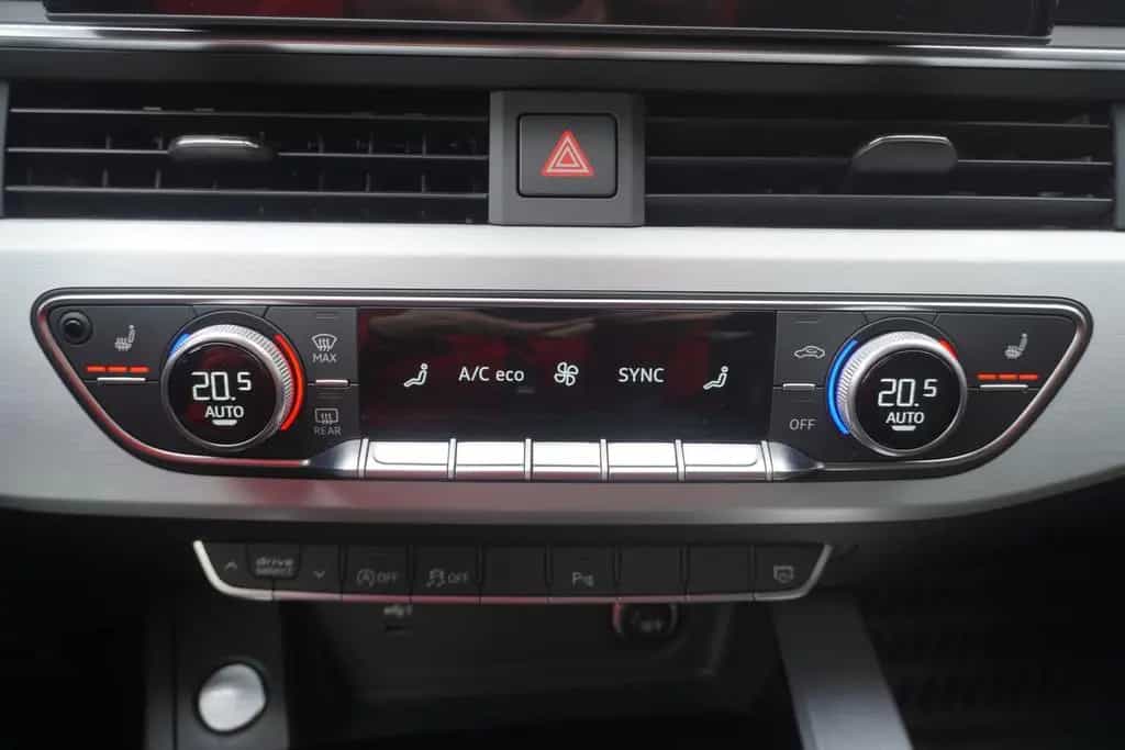 Audi A4 Avant 35 2.0 TFSI S line 01/2021-photo-28