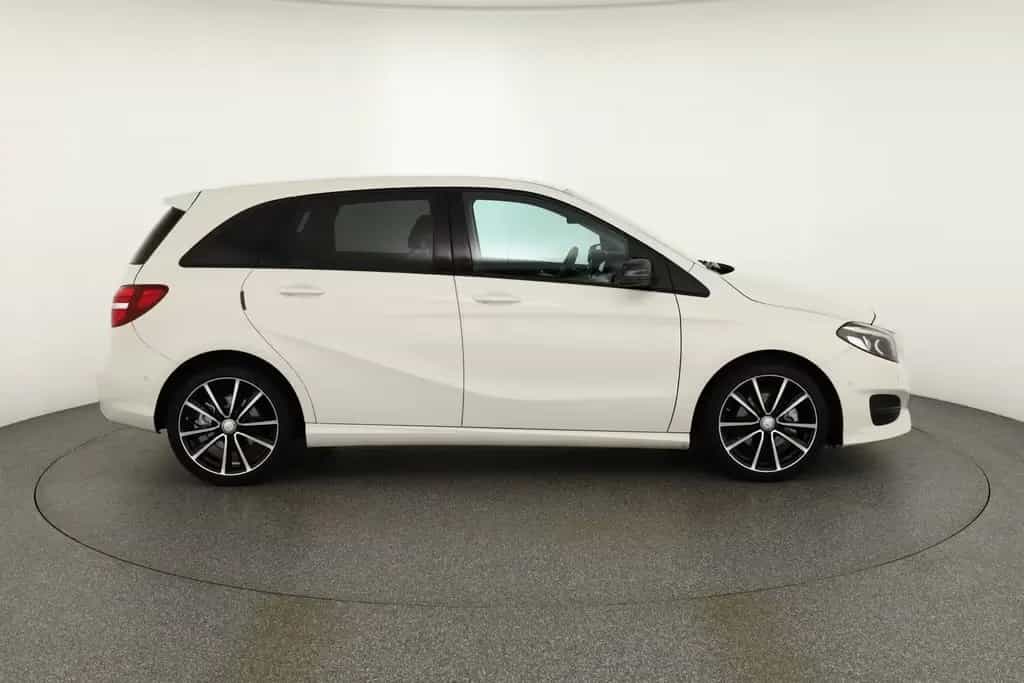 Mercedes-Benz B 220 B220 Urban 7G-DCT 4-Matic LED Navi Sitzheizung 11/2016-photo-5
