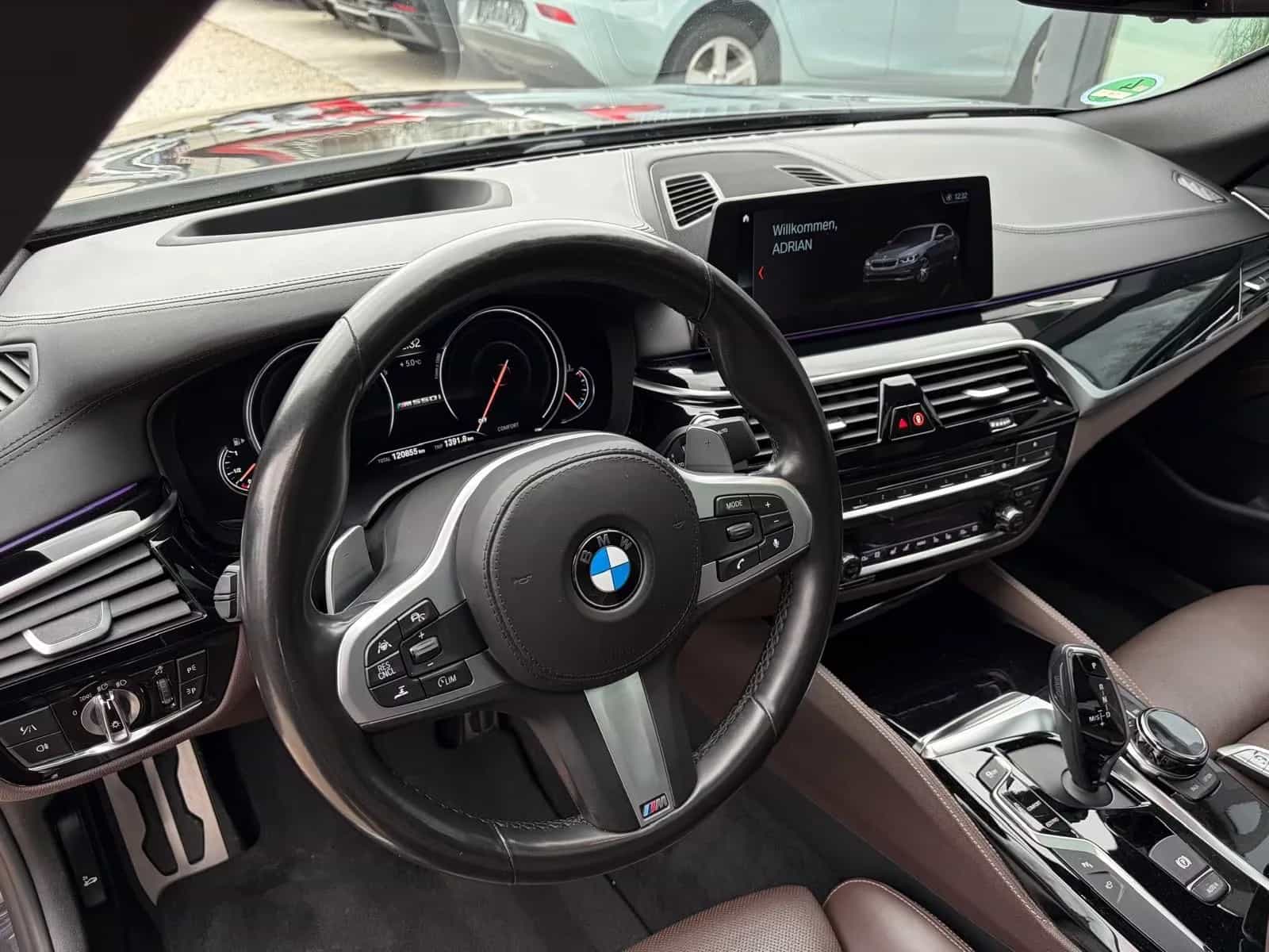 BMW M550 02/2018-photo-17