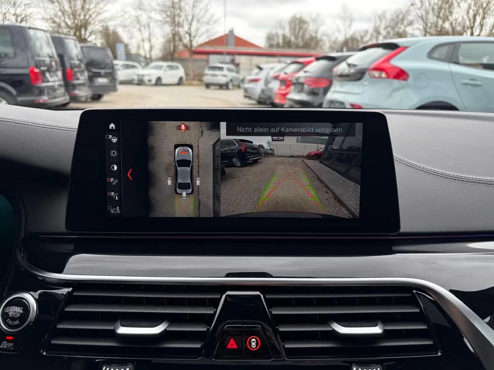 BMW M550 02/2018-photo-21