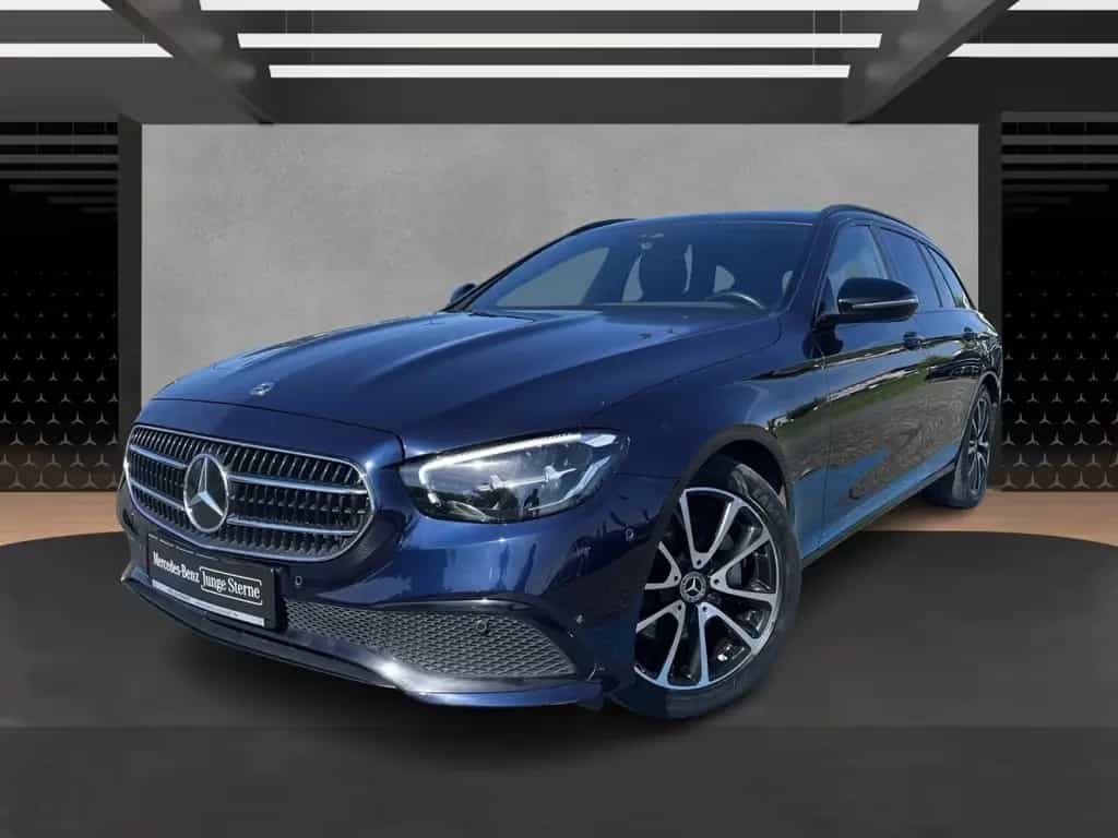 Mercedes-Benz E 200 T AVANTGARDE+NIGHT+TOTW+AMBIENTE+PANO+KAM 06/2021-photo-1