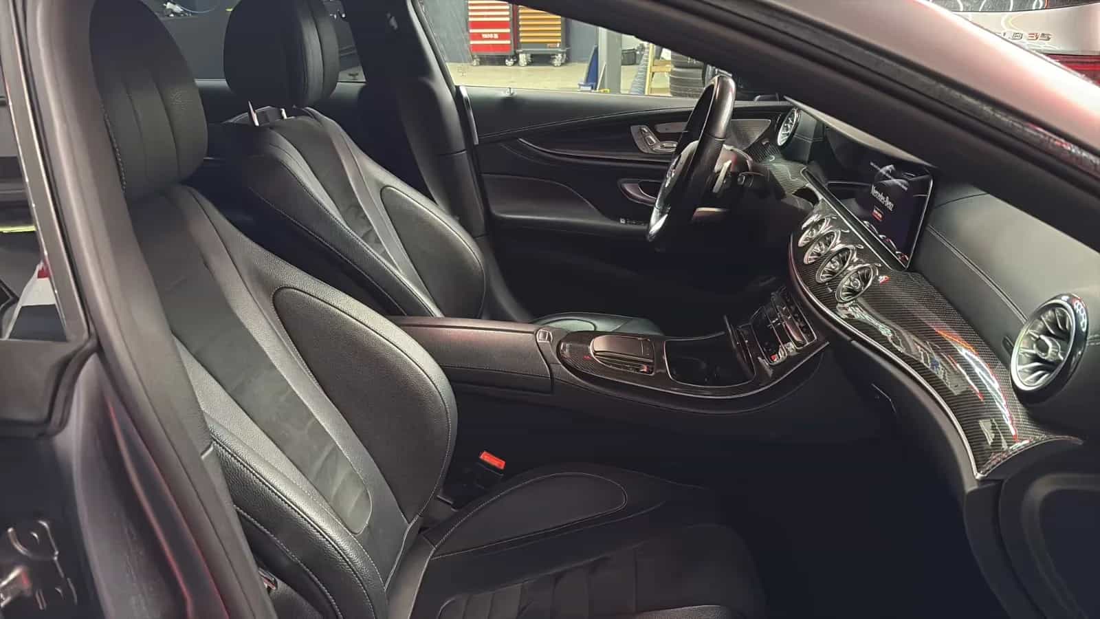 Mercedes-Benz CLS-Class 400 10/2020-photo-7