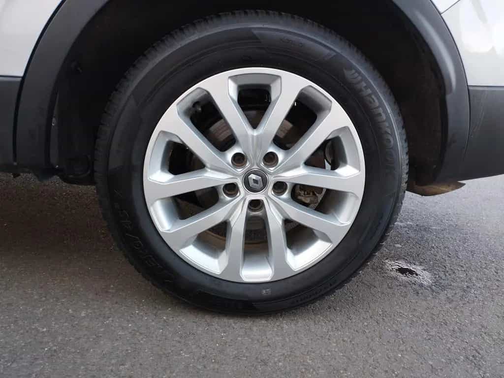 Renault Kadjar TCe 140 GPF Limited DeLuxe 03/2020-photo-17