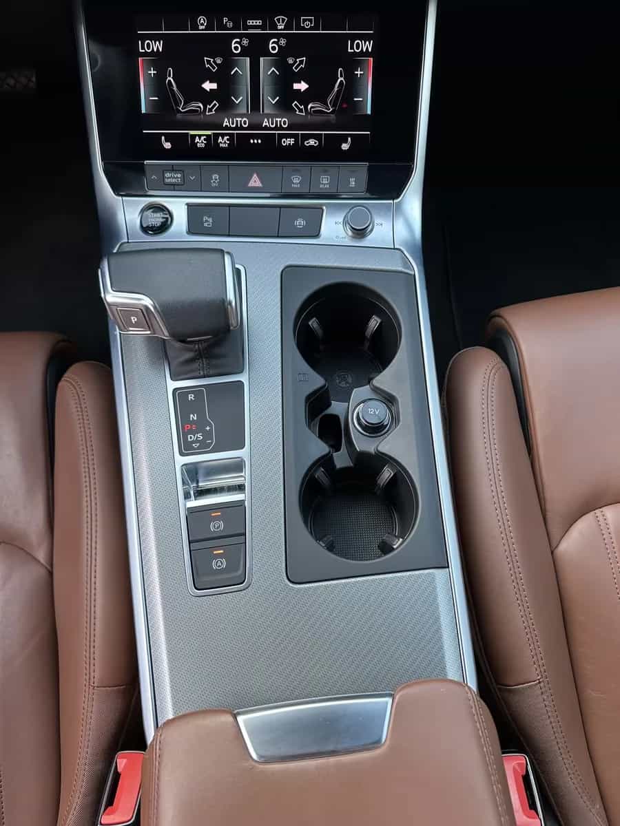 Audi A6 03/2022-photo-13