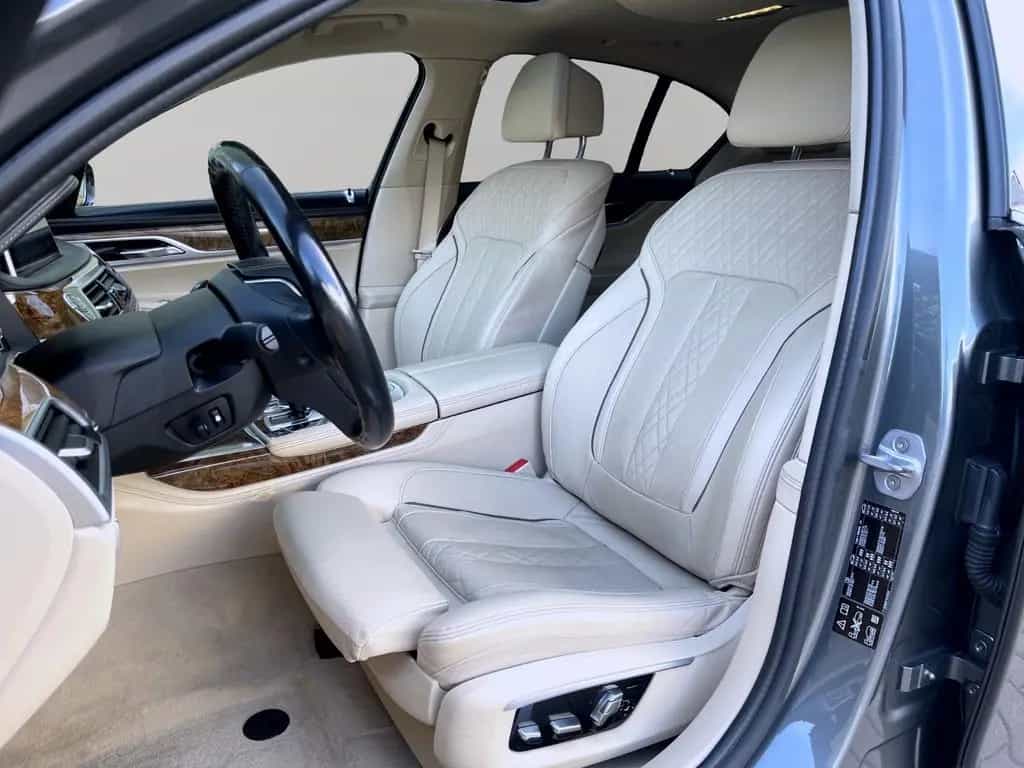 BMW 7 Series 750i xDrive LUXURY HEADUP MASSAGE LASER GARANTIE 03/2016-photo-10