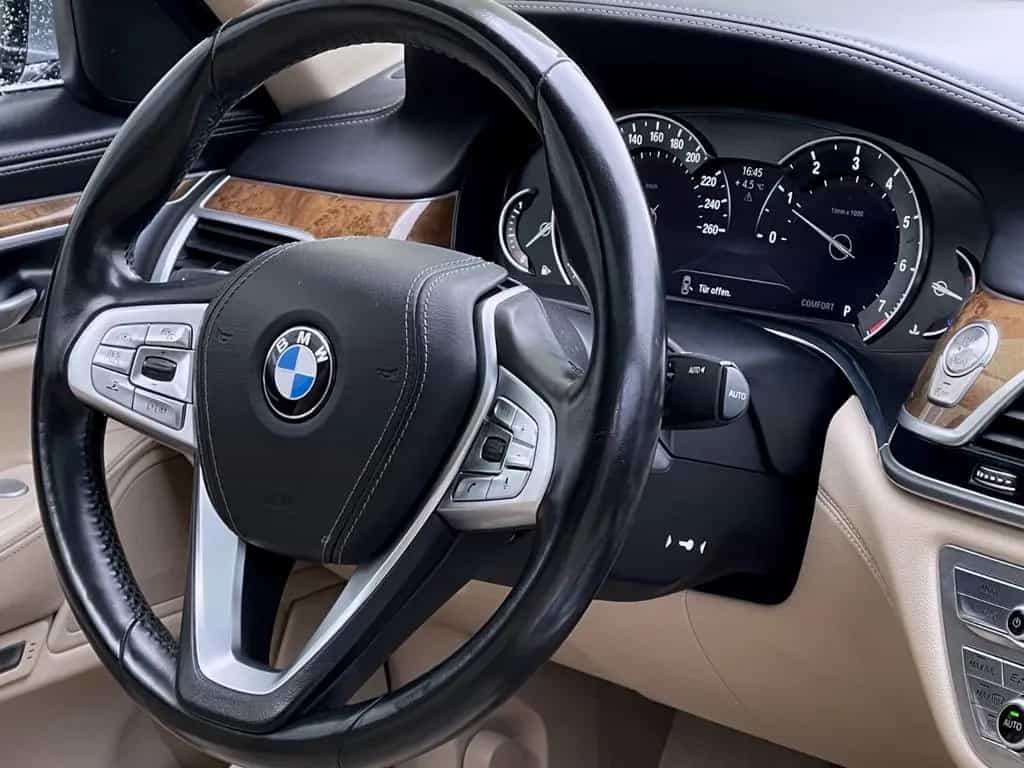 BMW 7 Series 750i xDrive LUXURY HEADUP MASSAGE LASER GARANTIE 03/2016-photo-17