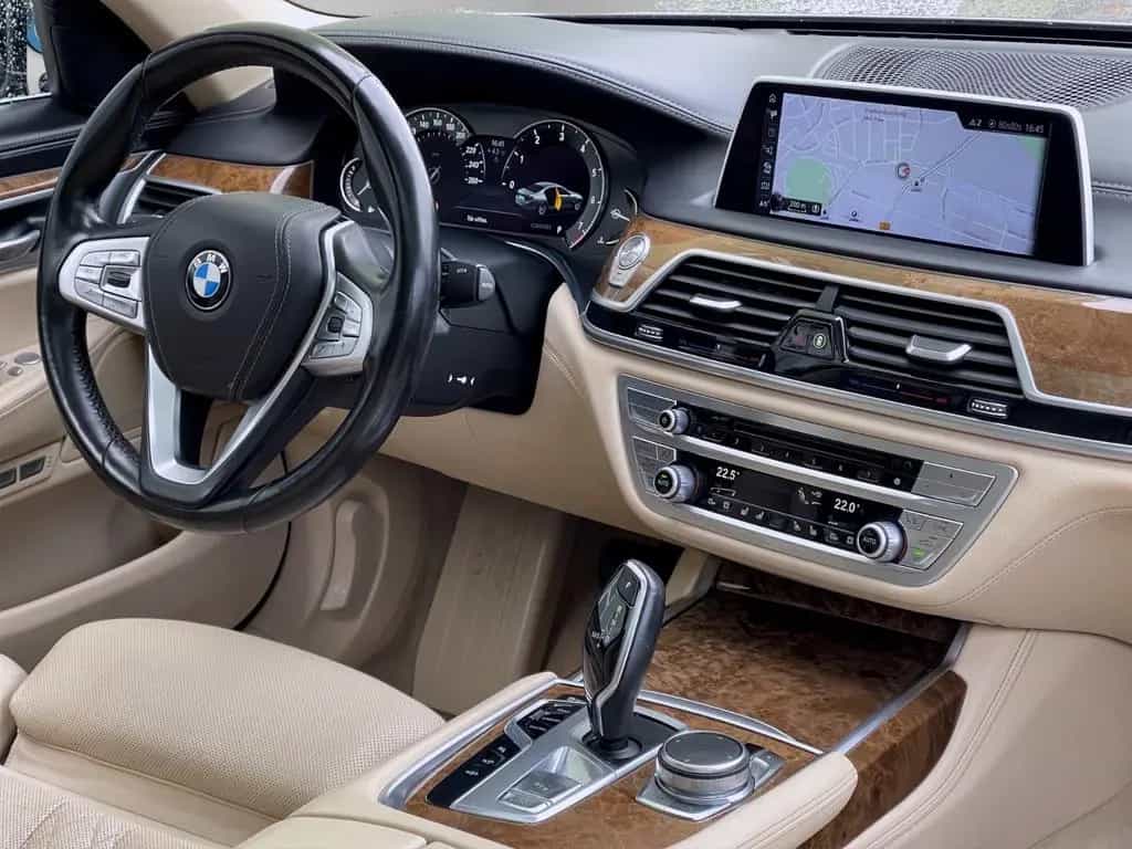 BMW 7 Series 750i xDrive LUXURY HEADUP MASSAGE LASER GARANTIE 03/2016-photo-18