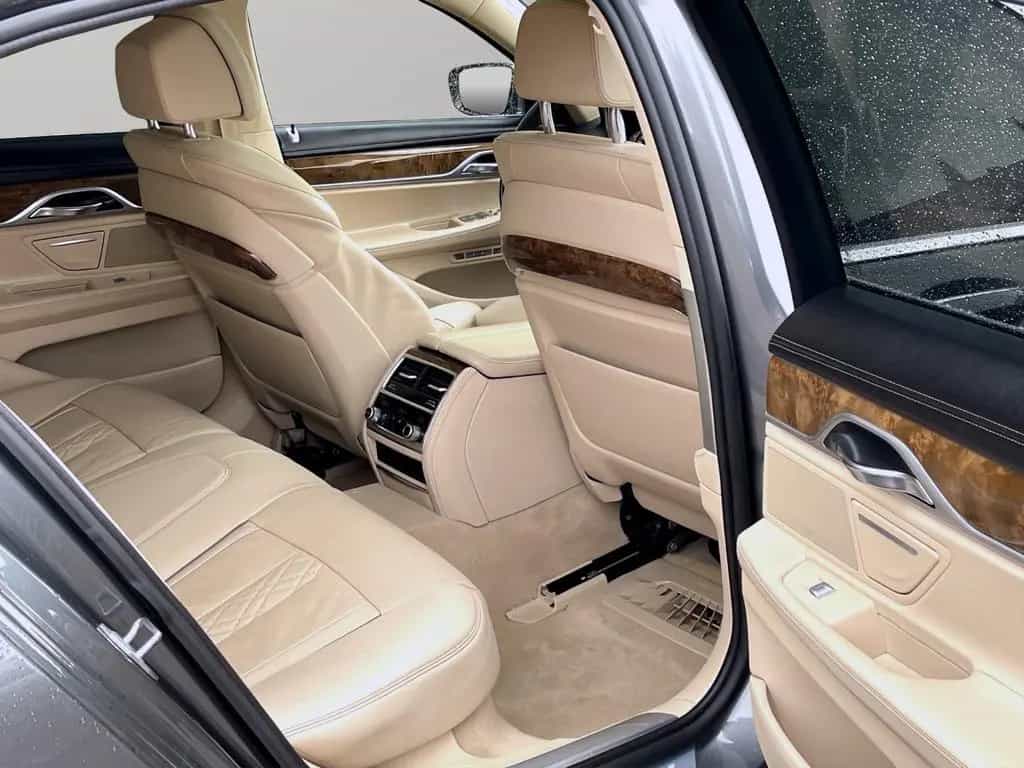 BMW 7 Series 750i xDrive LUXURY HEADUP MASSAGE LASER GARANTIE 03/2016-photo-23