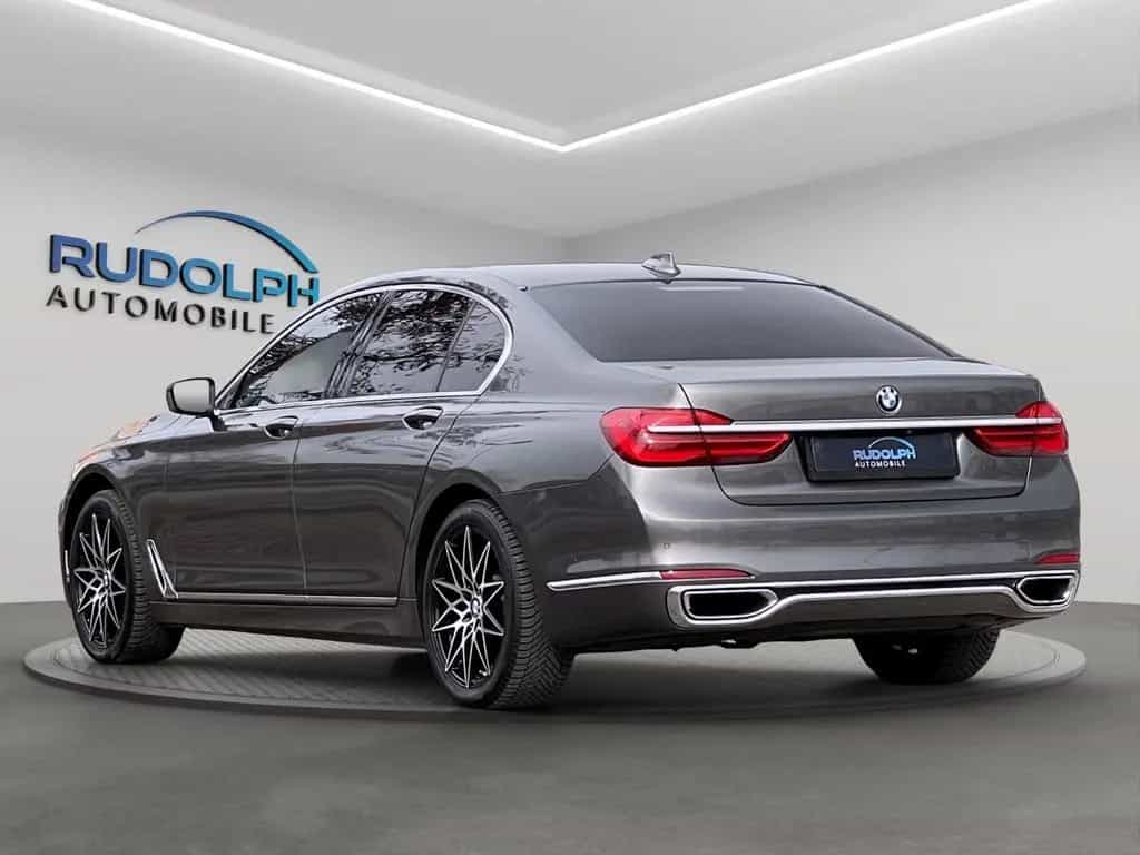 BMW 7 Series 750i xDrive LUXURY HEADUP MASSAGE LASER GARANTIE 03/2016-photo-4