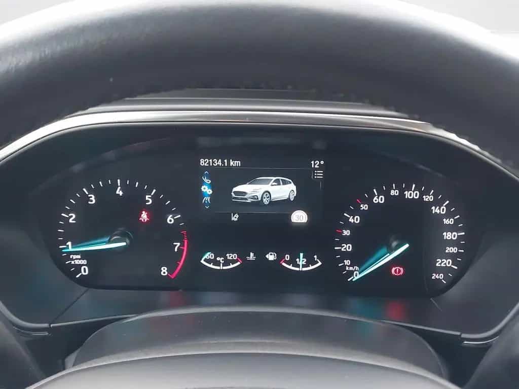 Ford Focus 1,0 EcoBoost 92kW Active Turnier 09/2021-photo-15