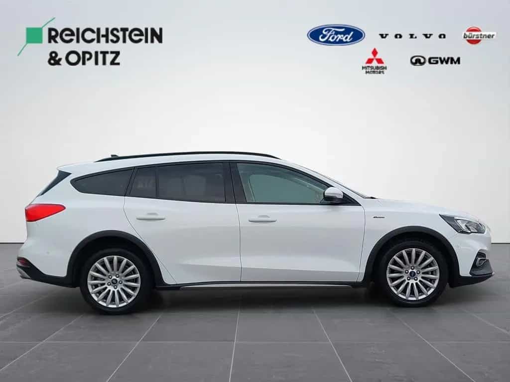 Ford Focus 1,0 EcoBoost 92kW Active Turnier 09/2021-photo-4