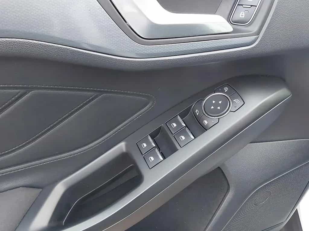 Ford Focus 1,0 EcoBoost 92kW Active Turnier 09/2021-photo-9