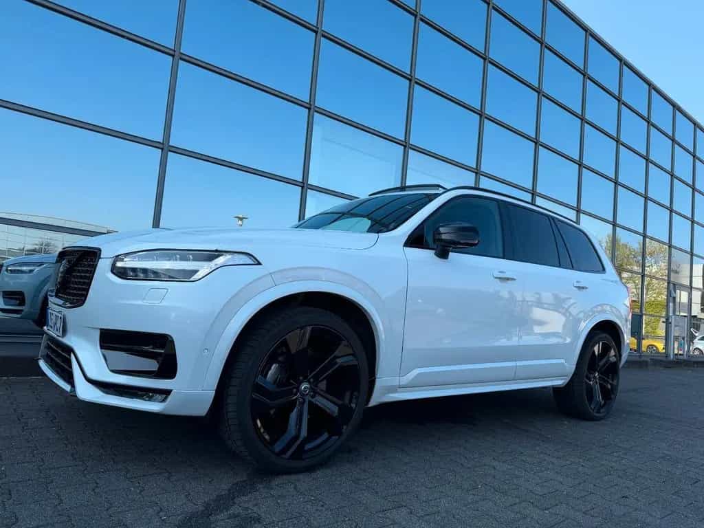 Volvo XC90 R Design AWD Leder Kamera Pano 7 Sitzer AHK 06/2021-photo-16