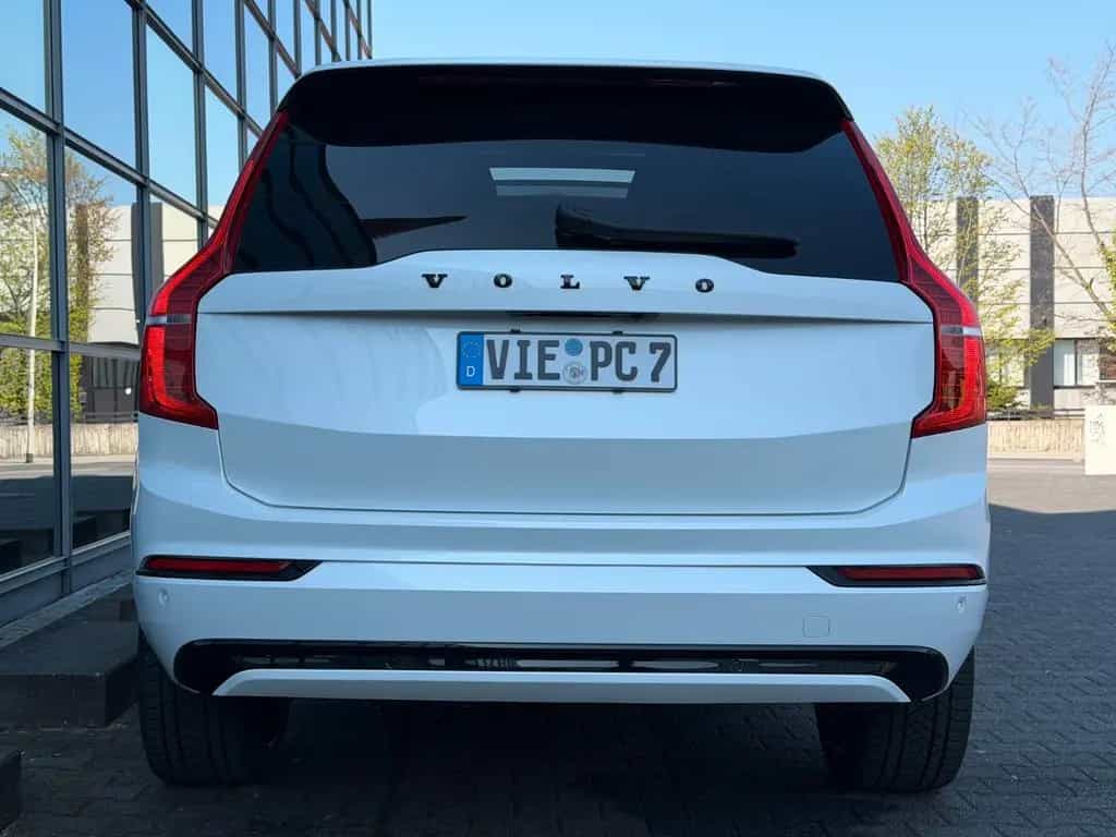 Volvo XC90 R Design AWD Leder Kamera Pano 7 Sitzer AHK 06/2021-photo-6