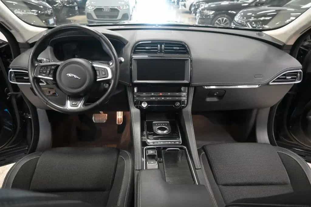 Jaguar F-Pace F-PACE 2.0D 180CV AUTOM. AWD R-SPORT ( BI 12/2020-photo-8