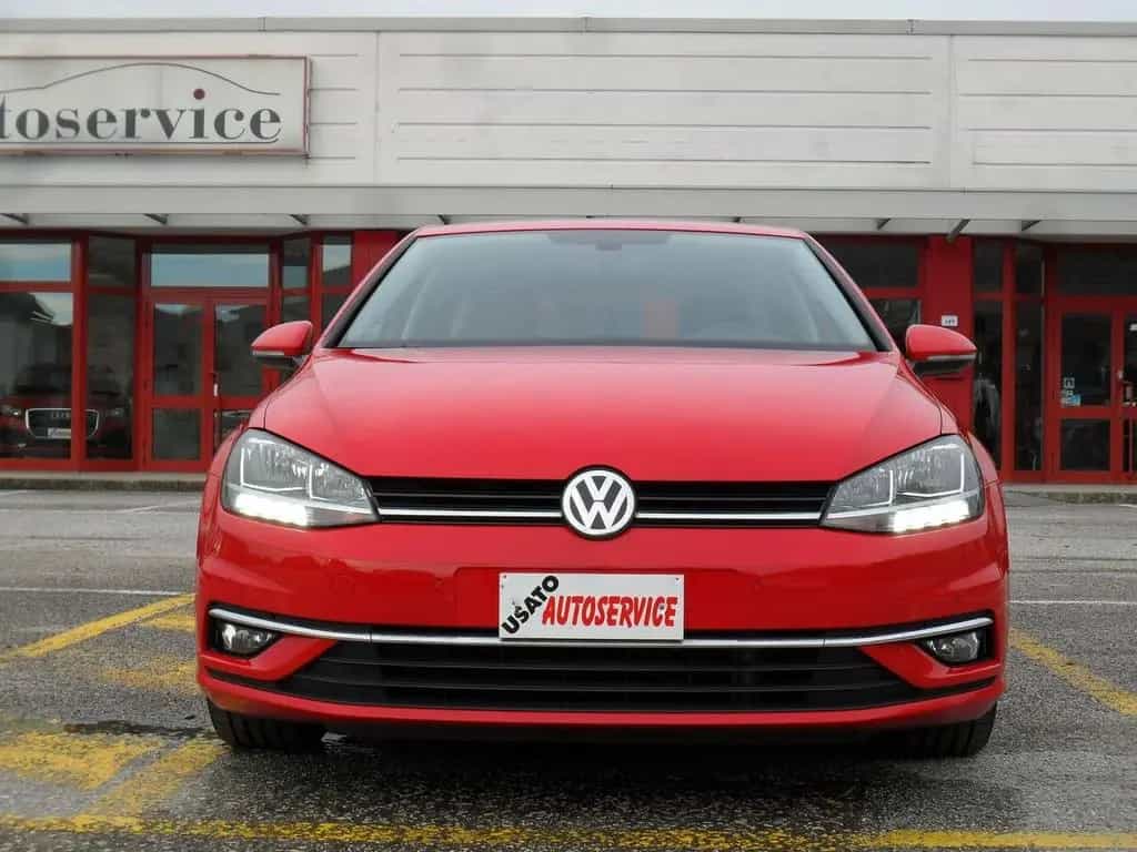 Volkswagen Golf 2.0 TDI DSG 5p. Executive BlueMo 04/2019-photo-0