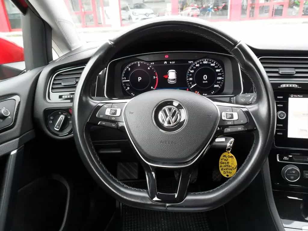 Volkswagen Golf 2.0 TDI DSG 5p. Executive BlueMo 04/2019-photo-5