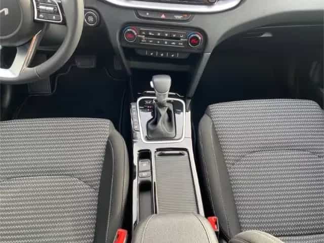 Kia cee'd / Ceed Ceed Sportswagon Ultimate Edition 1.5l +NAVI+KAM 11/2025-photo-13