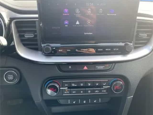 Kia cee'd / Ceed Ceed Sportswagon Ultimate Edition 1.5l +NAVI+KAM 11/2025-photo-19