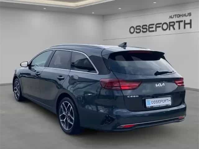 Kia cee'd / Ceed Ceed Sportswagon Ultimate Edition 1.5l +NAVI+KAM 11/2025-photo-3