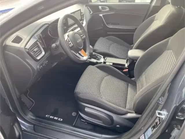 Kia cee'd / Ceed Ceed Sportswagon Ultimate Edition 1.5l +NAVI+KAM 11/2025-photo-8