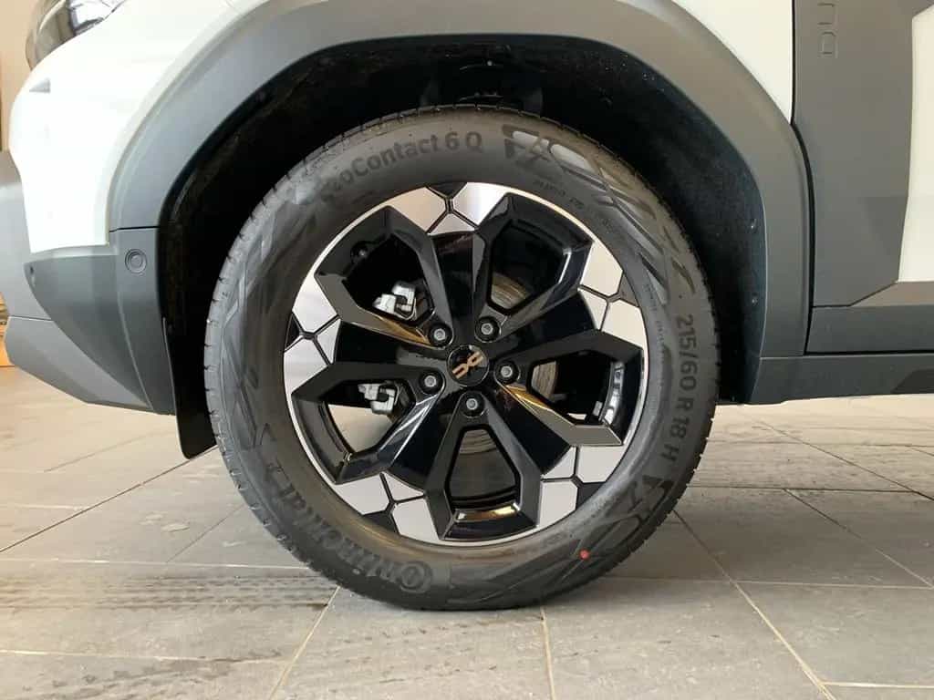 Dacia Duster EXTREME TCe 140 SHZ+PDC+NAVI+KAMERA+KLIMA 04/2026-photo-12