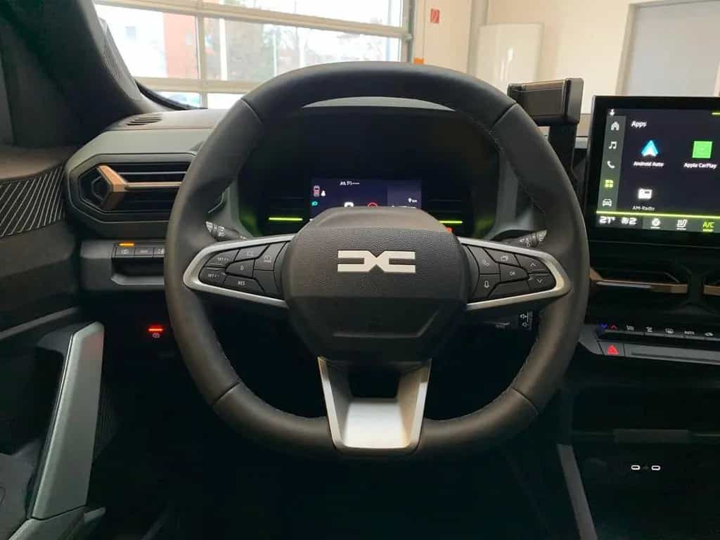 Dacia Duster EXTREME TCe 140 SHZ+PDC+NAVI+KAMERA+KLIMA 04/2026-photo-14