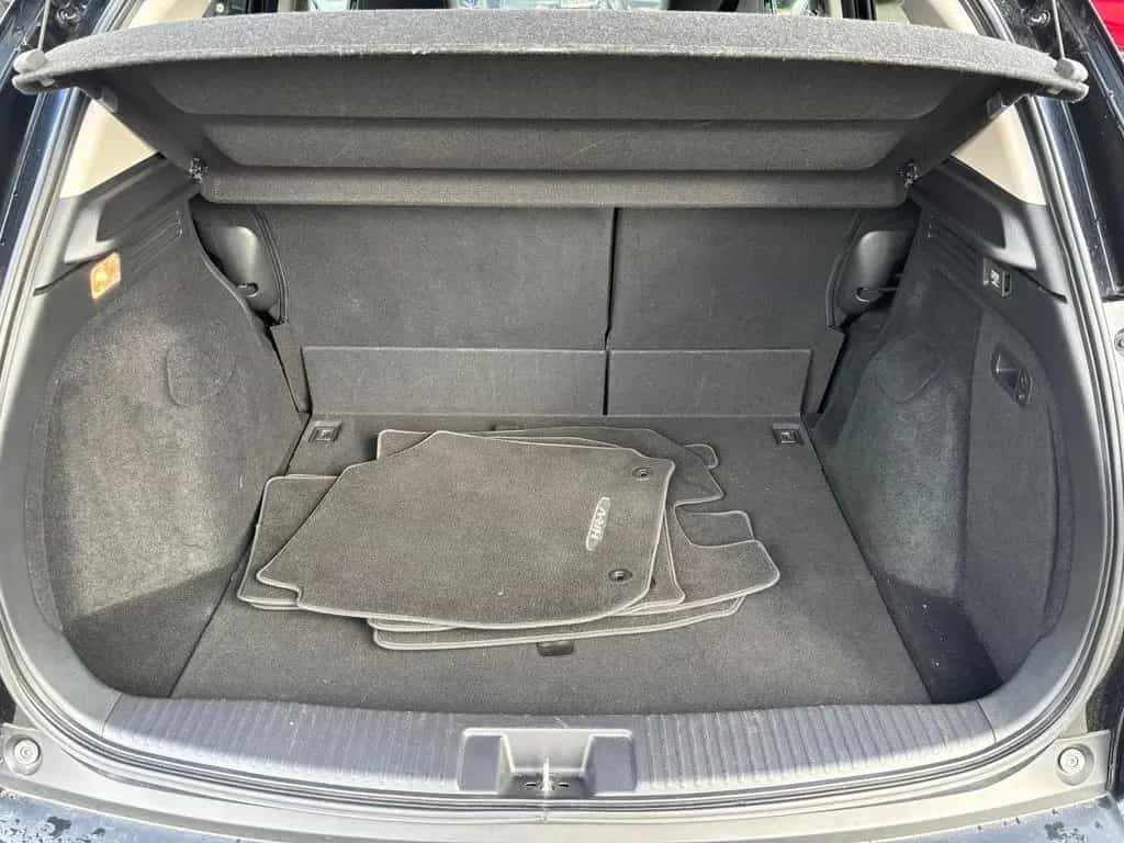 Honda HR-V 1,5 Executive 09/2017-photo-11