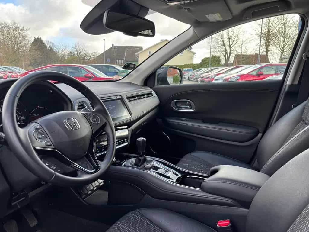 Honda HR-V 1,5 Executive 09/2017-photo-9