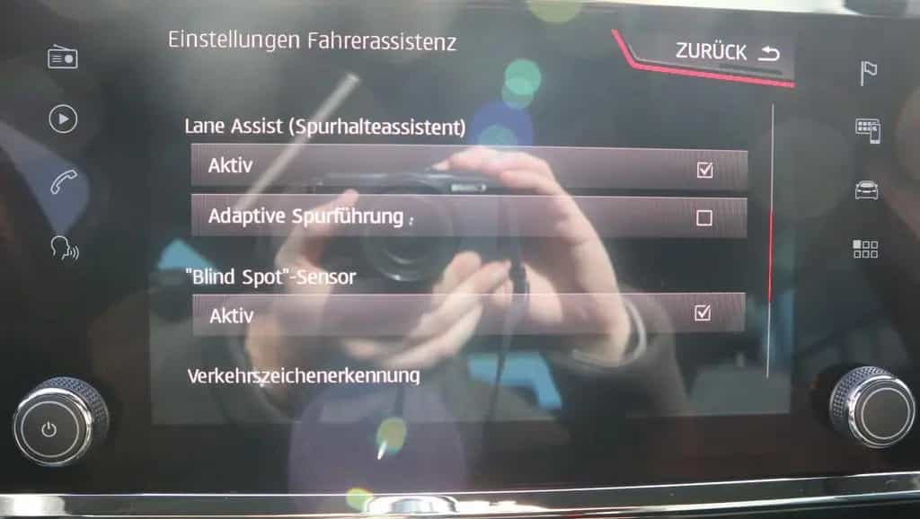 Seat Ateca FR 4Drive DSG LED 360° ACC DAB 02/2020-photo-23