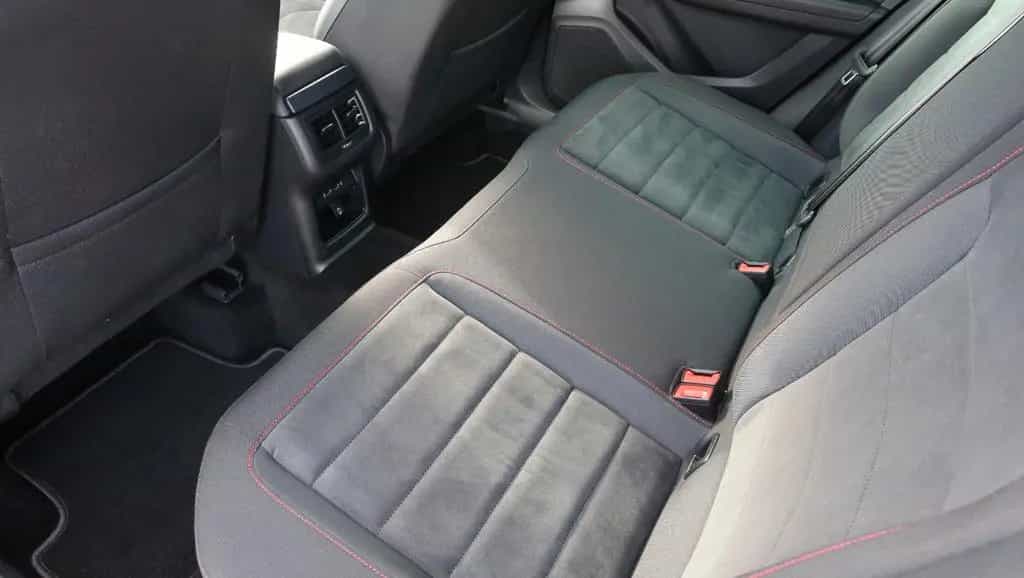 Seat Ateca FR 4Drive DSG LED 360° ACC DAB 02/2020-photo-36