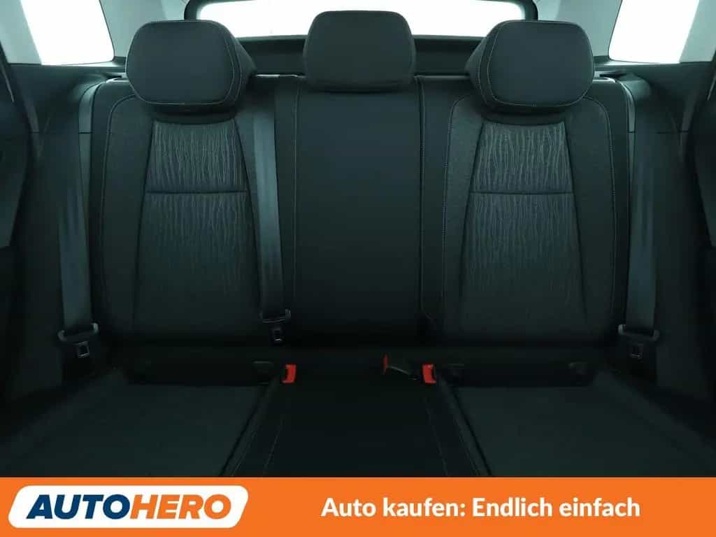 Skoda 2.0 TDI Style 4x4 *LED*TEMP*PDC*SHZ*AHK*ALU* 01/2018-photo-15