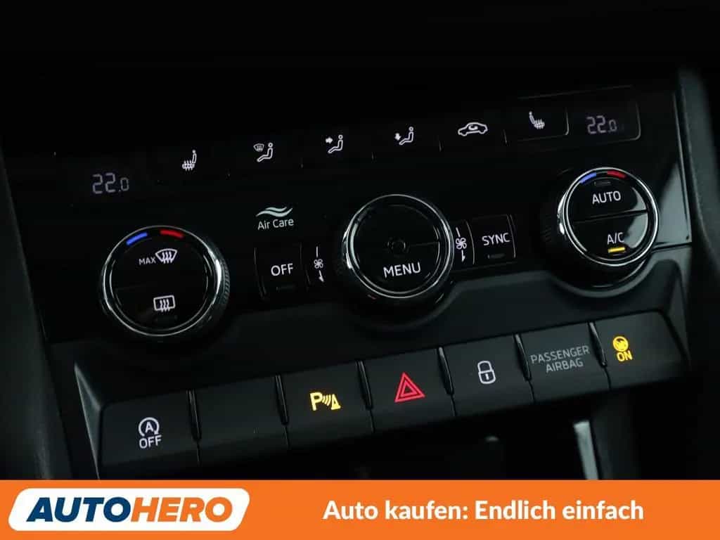 Skoda 2.0 TDI Style 4x4 *LED*TEMP*PDC*SHZ*AHK*ALU* 01/2018-photo-21