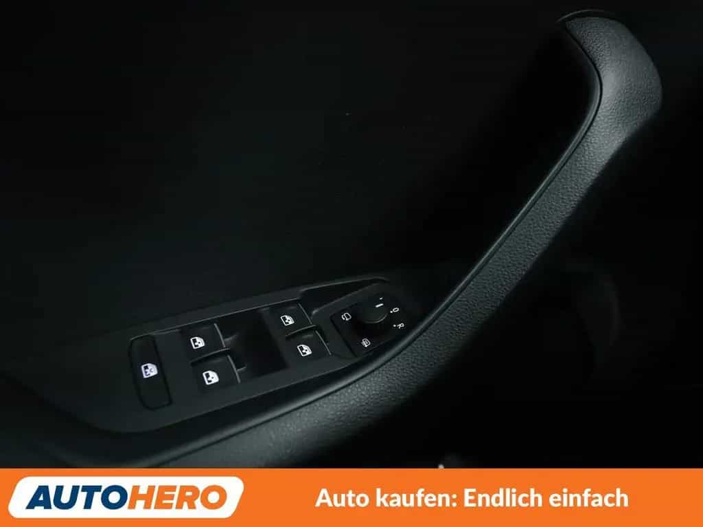 Skoda 2.0 TDI Style 4x4 *LED*TEMP*PDC*SHZ*AHK*ALU* 01/2018-photo-24