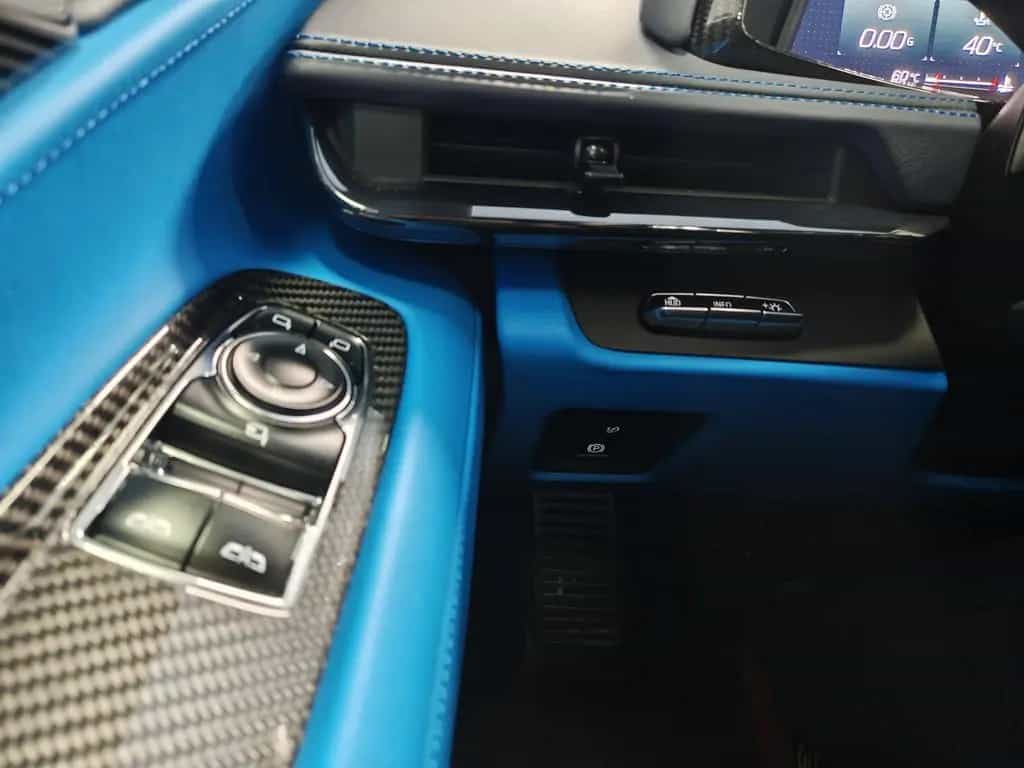 Corvette C8 Coupe 3LT, Lift, Competition Voll LEDER 360° 08/2025-photo-24