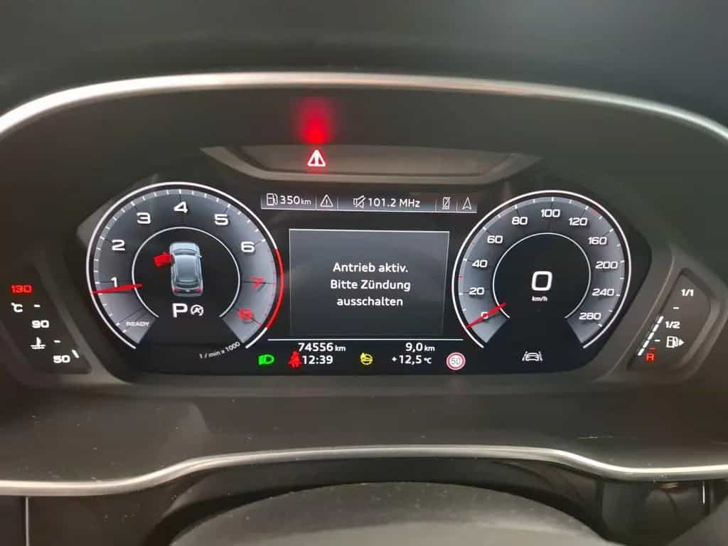 Audi Q3 40 TFSI quattro advanced AHK RFK LED SHZ Navi 08/2022-photo-11