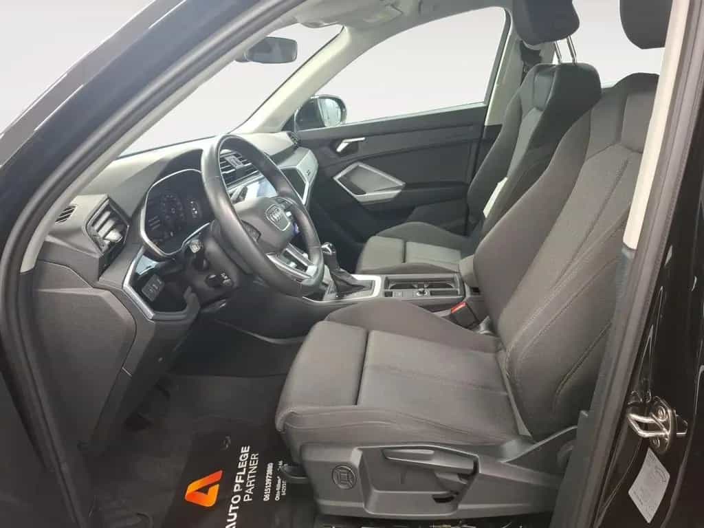 Audi Q3 40 TFSI quattro advanced AHK RFK LED SHZ Navi 08/2022-photo-6