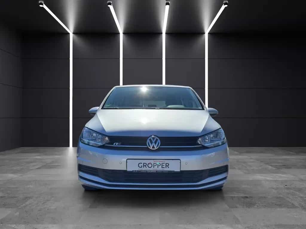 Volkswagen Touran Trendline 7Sitze/NAVI/AHK/KLIMAAUTOMATIK 07/2018-photo-1
