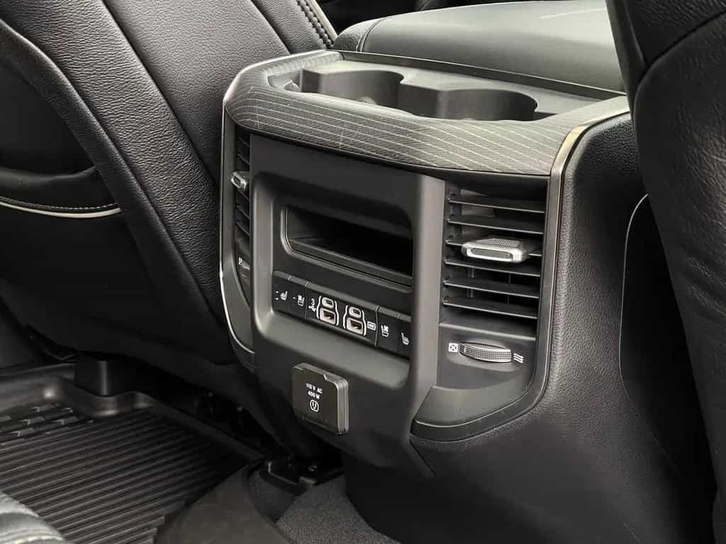 Dodge RAM 1500 Limited Luft 4x4 360° 12´ E-Steps Prins 01/2019-photo-21