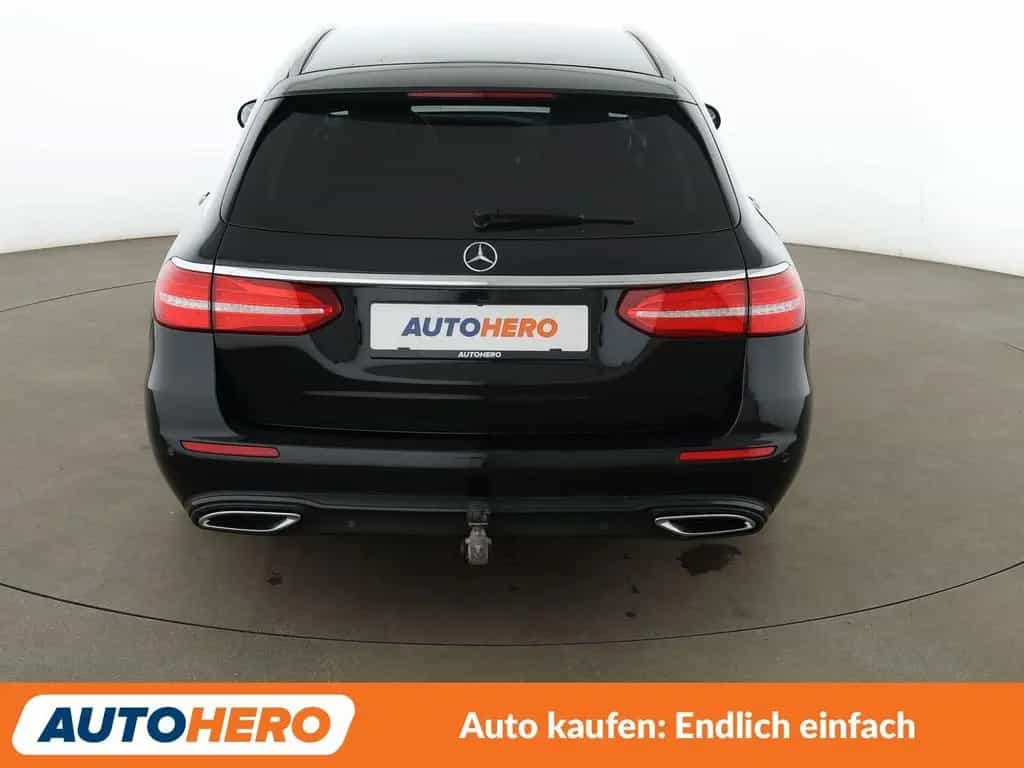Mercedes-Benz E-Class d Avantgarde Aut.*CAM*LED*NAVI*PDC*SHZ*AHK 10/2019-photo-4