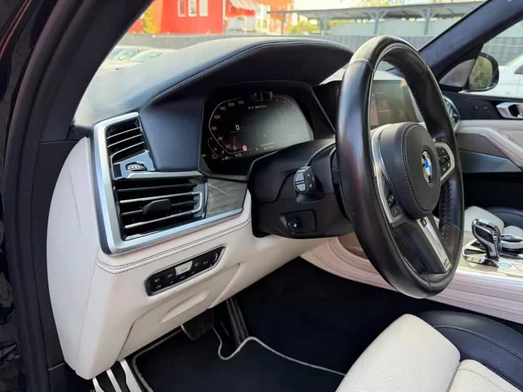 BMW X7 M50d Individual/Sky-Lounge/Glas/B&W/6-Sitzer 01/2020-photo-16